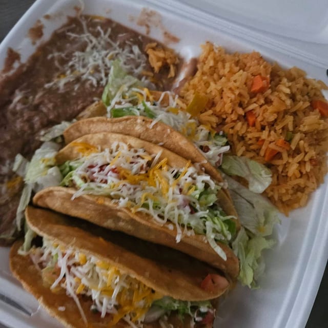 #15 Hard Shell Tacos Combo.