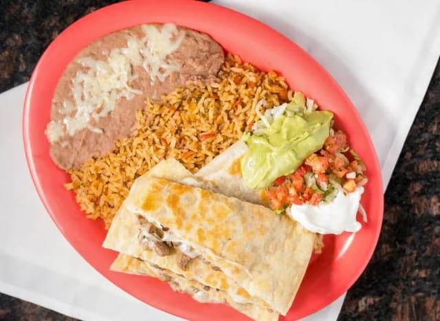 Pollo Quesadilla.